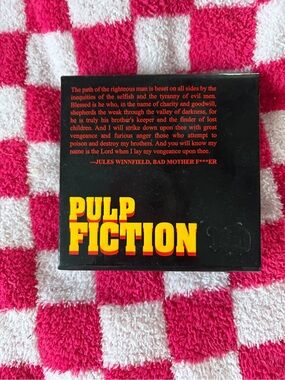 Urban Decay Pulp fiction eyeshadow palette